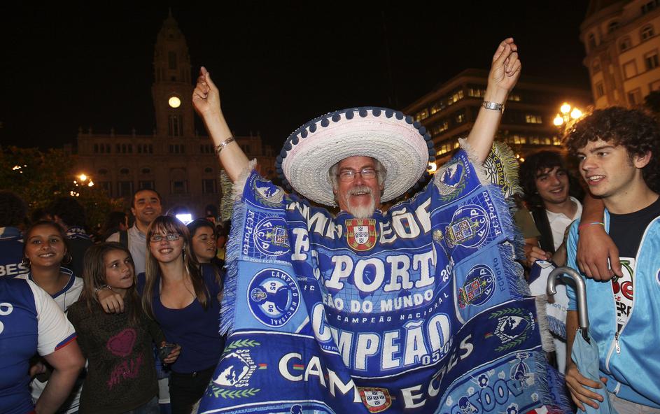 Slavje navijačev Porta po zmagi v finalu Evropske lige nad Brago z 1:0.