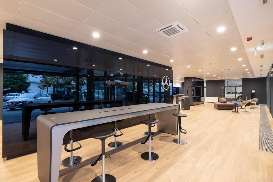 Mercedes-Benz otvoritev prenovljenega salona in servisa | Avtor: Žiga Intihar/Emil Frey