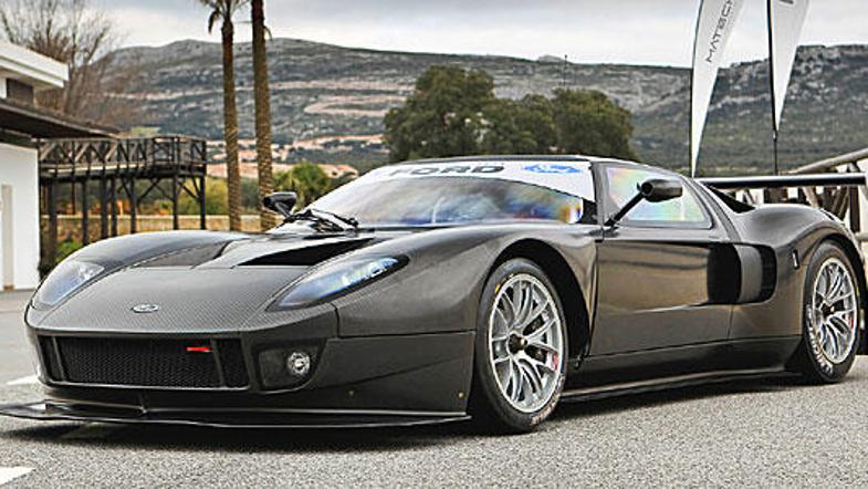 Fordova zverina GT 1 že čaka na neustrašne voznice.