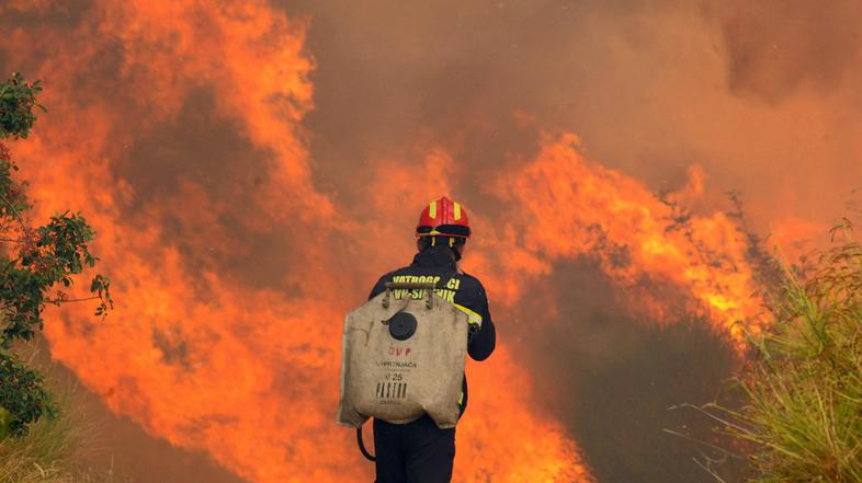 Požar na Hrvaškem