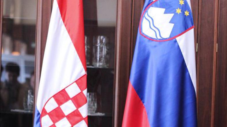 Slovenska in hrvaška zastava