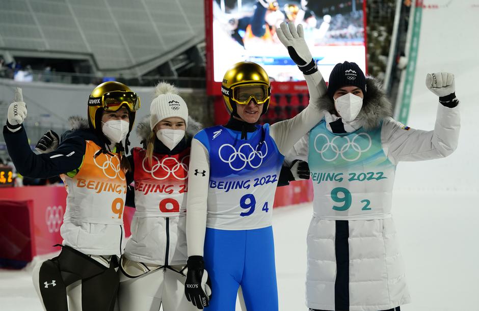 Križnar, Bogataj, Prevc, Zajc | Avtor: 