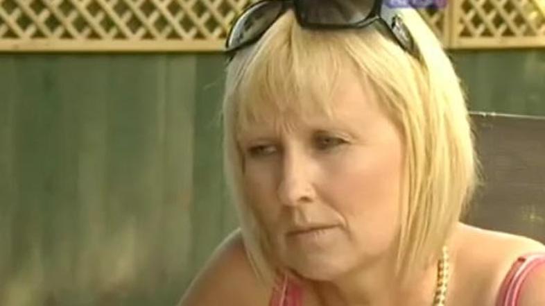 Sarah Adams je presenečena, da je steklenica prepotovala tolikšno pot. (Foto: Yo