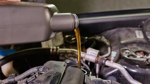 Menjava olja v avtomobilu