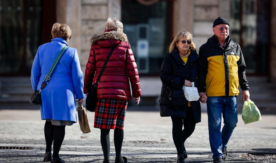 Toliko višje bodo, kot kaže, prihodnje leto pokojnine