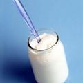 Da bi občutili dobre učinke jogurtov, raje sezite po kapsulah; jogurti so premal