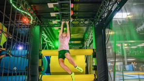 WOOP!, Gibaj z nami, otroci, šport