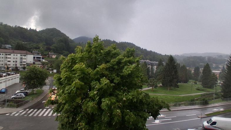 nevihta naliv dež Trbovlje