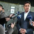 Pahor je po incidentu s prijetim bombašem napovedal srečanje na visoki ravni, na