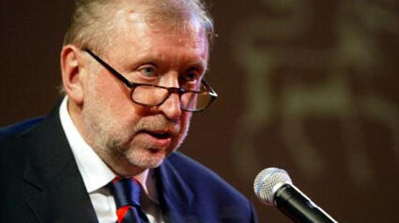 "Čeprav je odnos med ZDA in EU bilateralen, rezultati učinkujejo globalno," je p