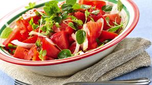 paradižnikova solata, paradižnik