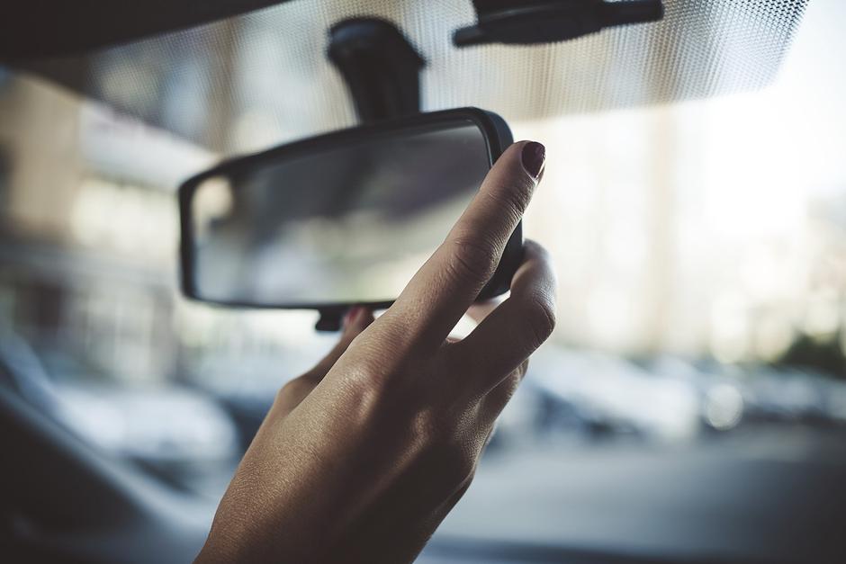 vzvratno ogledalo, retrovizor | Avtor: Profimedia