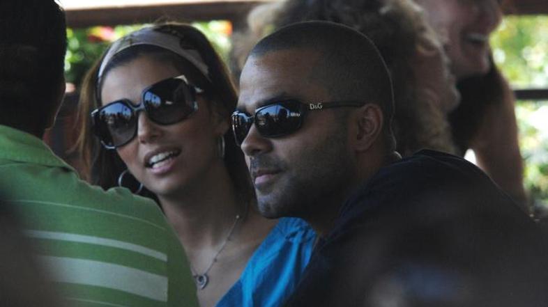 Je novi videoposnetek le še ena od njunih promocij?