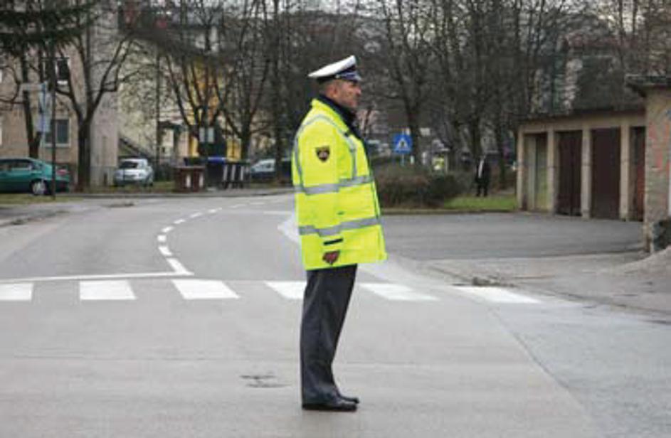 Policist na cesti 