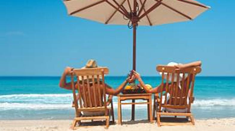 Prvi zmenek kar na plaži? Lahko.