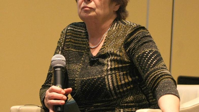 Dejstvo je, da vlada ni dorasla gopodarski krizi. Mogoče bo moral Pahor uvideti,