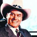 Larry Hagman bo v Dallasu kot naftni bogataš znova igral J. R. iz teksaške dinas