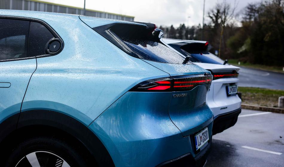 Premiera nove tehnologije s porabo bencina 2 litra na 100 kilometrov