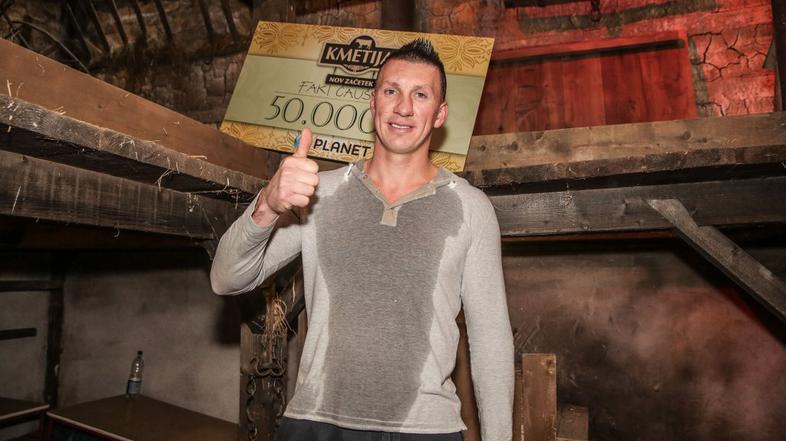 2015kmetija:nov začetek