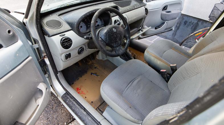 Sanacija po poplavah v Trzinu in Mengšu.