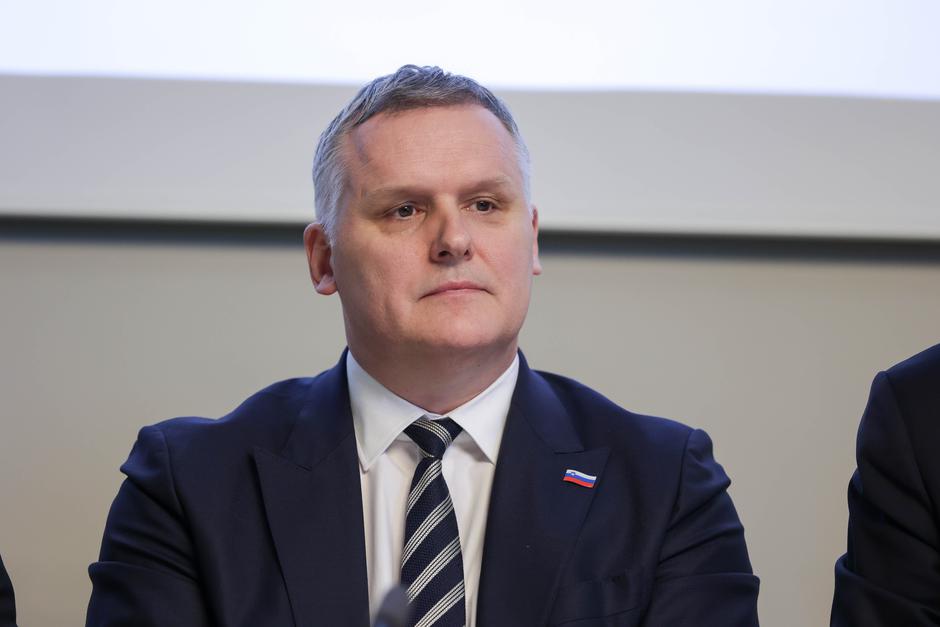 novinarska konferenca sklep o pripravi DPN za JEK2, Bojan Kumer | Avtor: Saša Despot