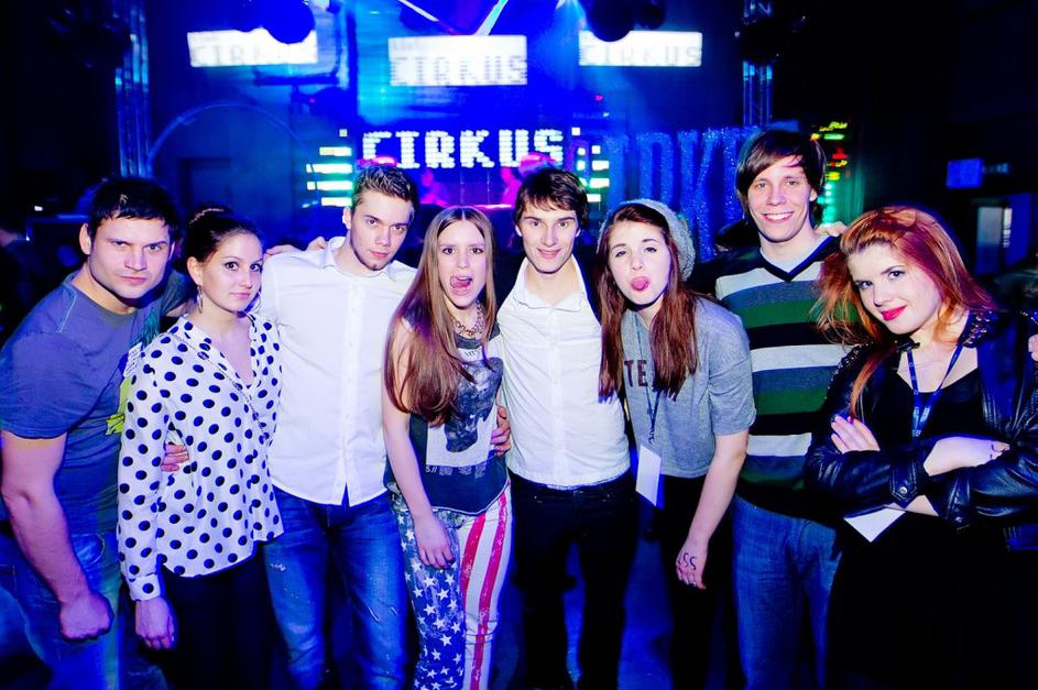 Po Emi še žur na kvadrat