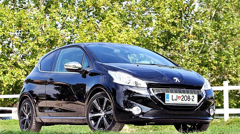 Peugeot 208 XY