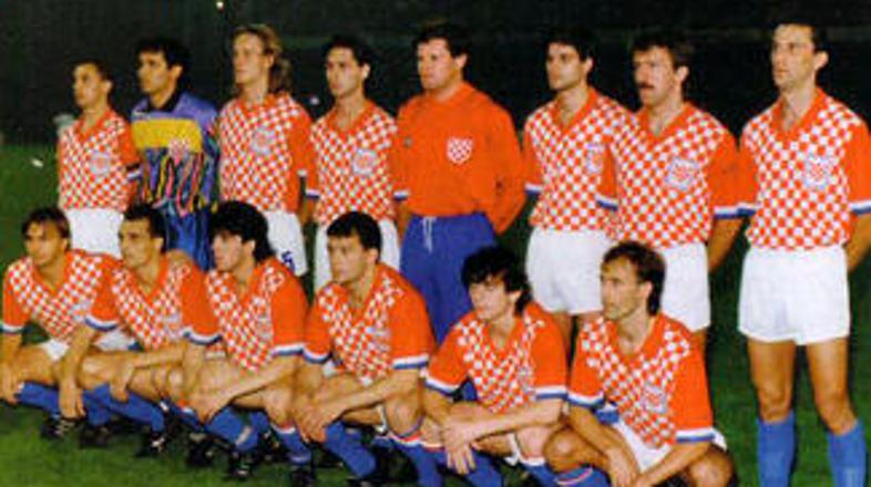 Grega Židan (drugi z desne v spodnji vrsti) pred srečnjem Hrvaška : ZDA.