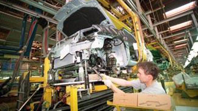 Eric Bernard je novi prvi mož Revoza, zelo uspešnega Renaultovega podjetja v Slo