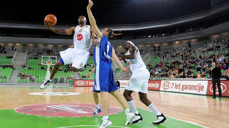 Takole je proti Budućnosti polagal Kenny Gregory. (Foto: ABA)