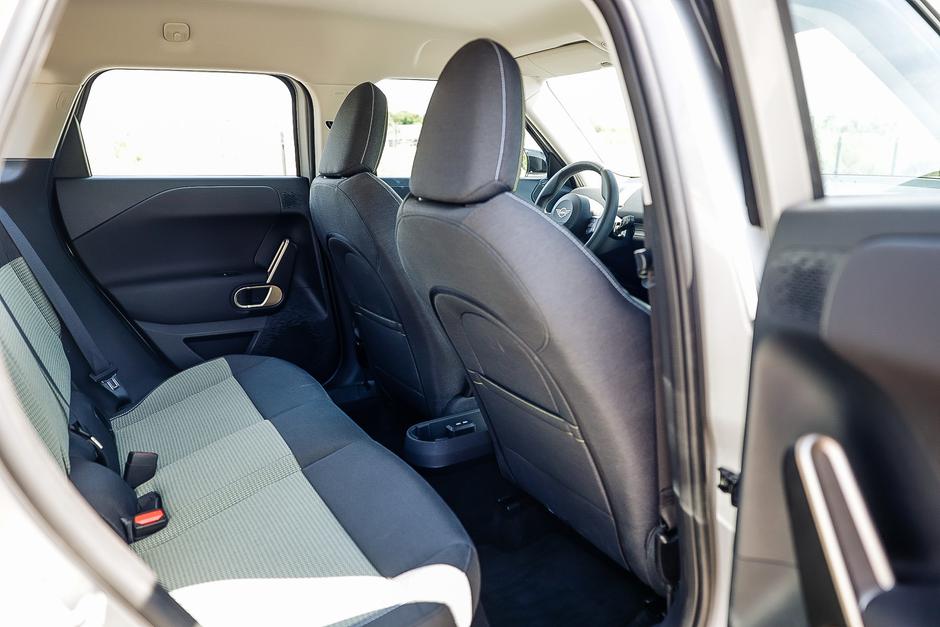 primerjava mini cooper S in mini aceman | Avtor: Saša Despot