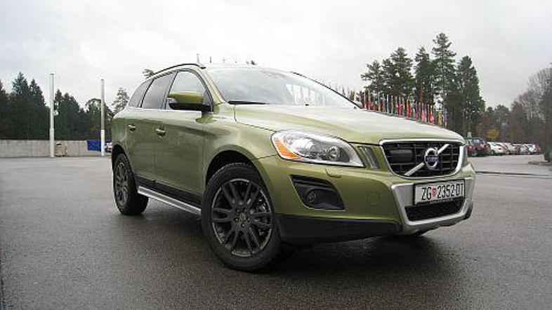 Volvo je v Ljubljani predstavil težko pričakovano novost - model XC60.