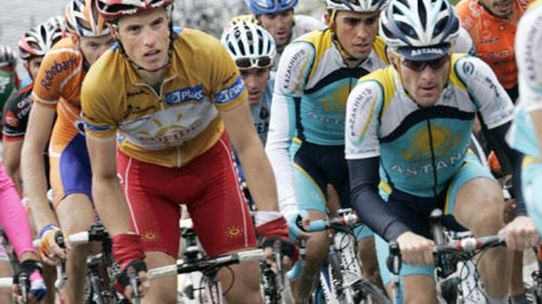 Levi Leipheimer je etapo končal na osmem mestu in prevzel skupno vodstvo.