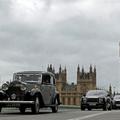 Parada vozil znamke Rolls-Royce po Londonu.