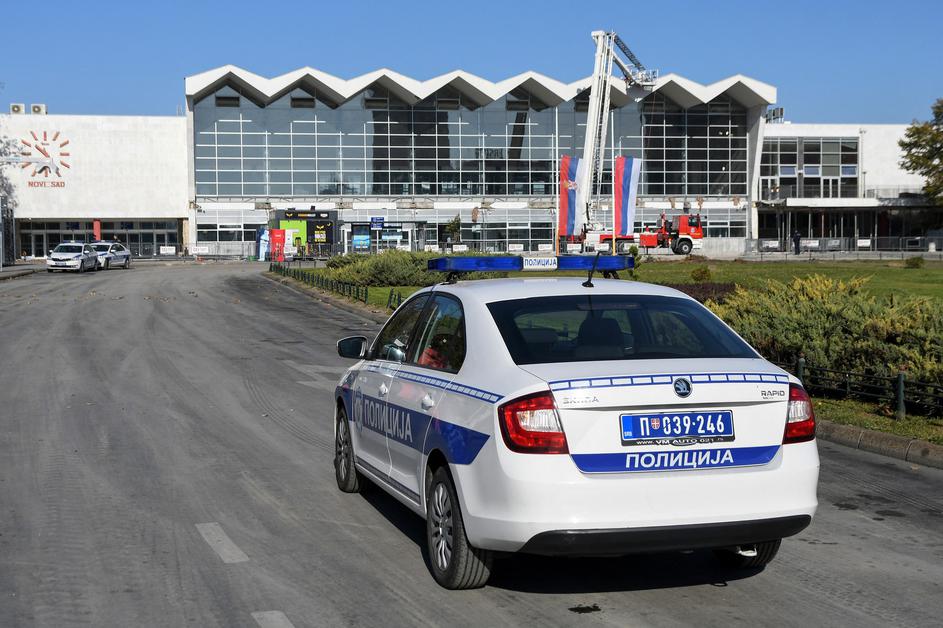 Zrušenje strehe železniške postaje v Novem Sadu, Srbija