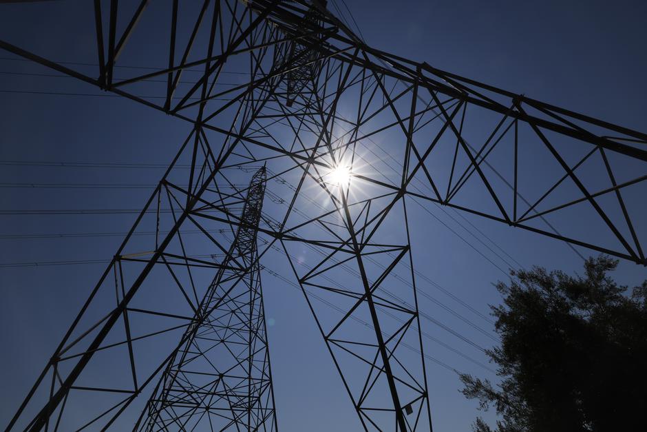 vročina električno omrežje | Avtor: Epa