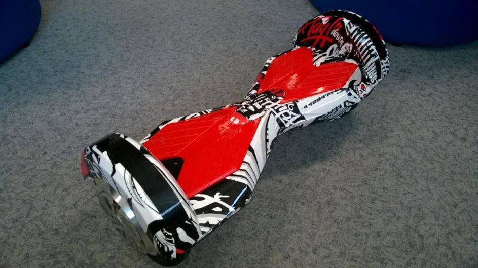 Električna rolka na dražbi finančne uprave