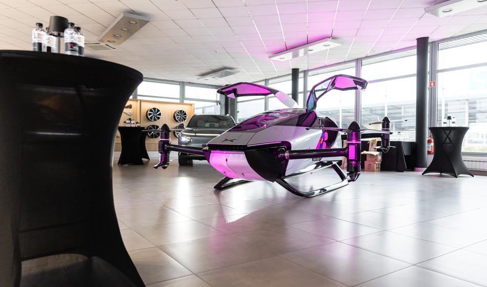 Tudi v Mariboru dočakali futuristični leteči model X2