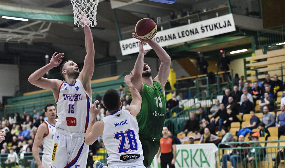 Boleč poraz Krke, zmago je imela praktično že v žepu