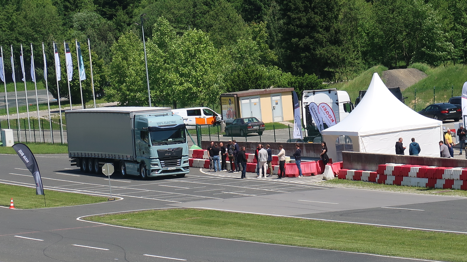 MAN tovornjak | Avtor: Gregor Prebil