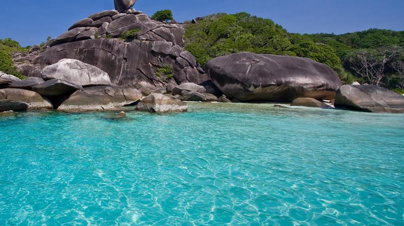 Najbolj turistična in najbolj nasmejana dežela jugovzhodne Azije je prava odloči