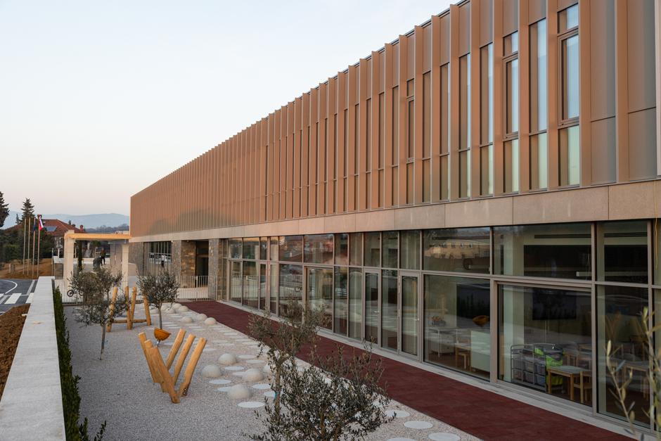 OŠ Oskarja Kovačiča Škofije | Avtor: Rok Deželak