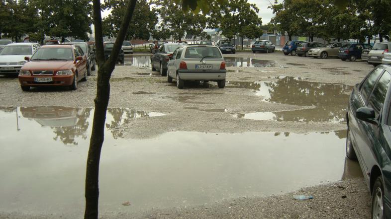 luže parkirišče BS3