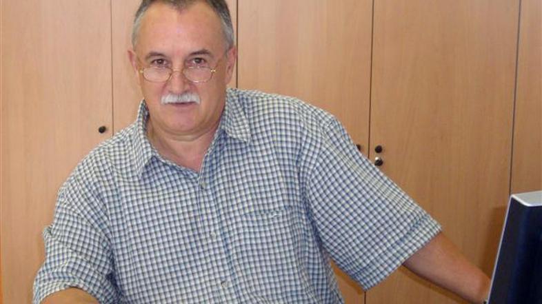 "Obseg poslov se je tako znižal, da moramo deliti usodo podjetja," pravi Maksimi