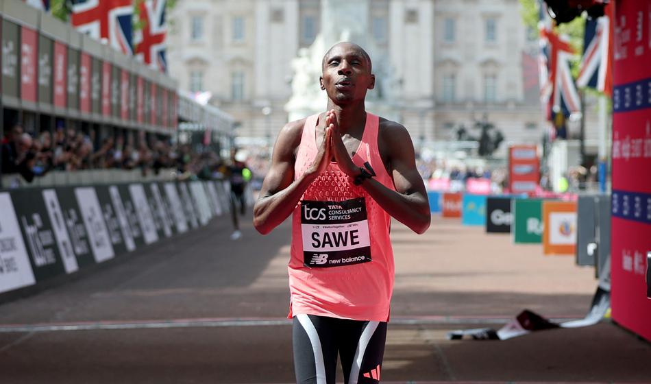 Noro hiter maraton: Trije tekači pod starim svetovnim rekordom