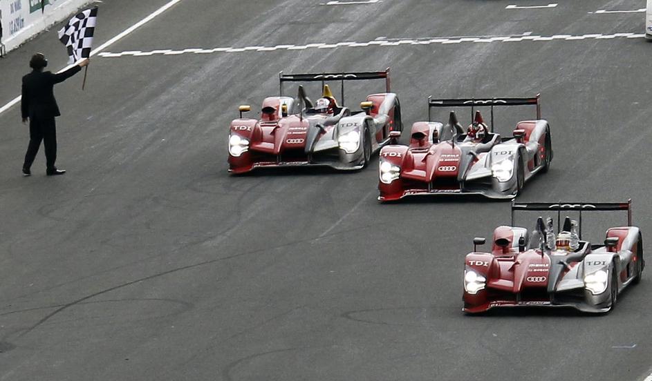 Trojno zmagoslavje Audija v Le Mansu.