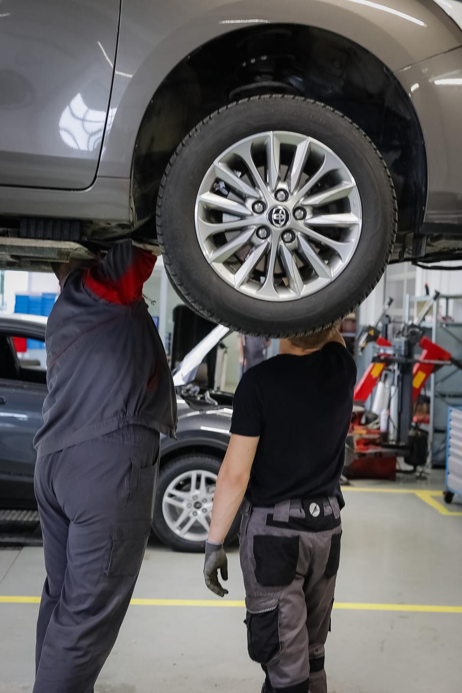 Toyota servis | Avtor: Saša Despot