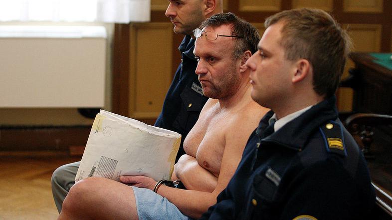 Stephen Casiraghi, sojenje, brisača