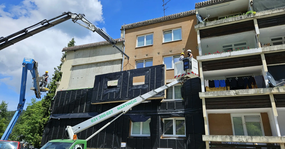 Hitro in učinkovito: Tako so na popolnoma nov način pri nas prenovili blok