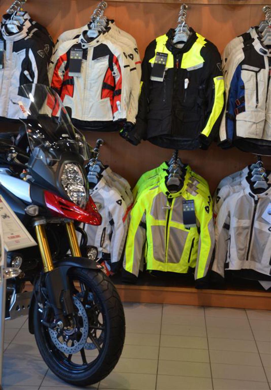 Motoristična oprema | Avtor: Gregor Prebil